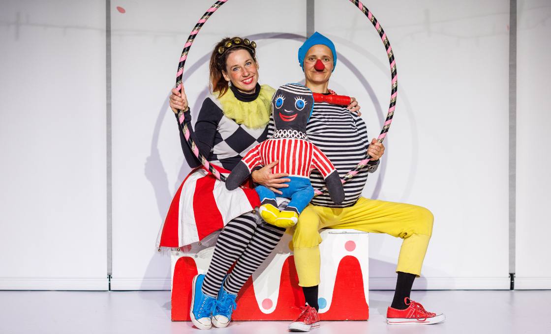 GLAVA DOL - NOGE GOR! 359